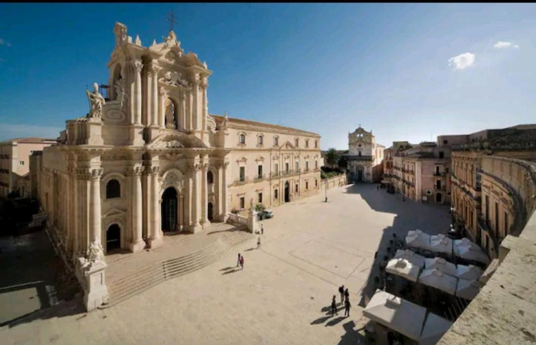 Appartamento Al Posto Giusto Syracuse Ngoại thất bức ảnh